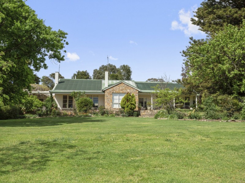 405 Oak Valley Road, Longwood VIC 3665