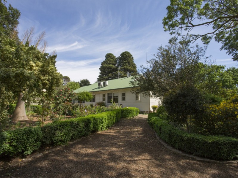 405 Oak Valley Road, Longwood VIC 3665