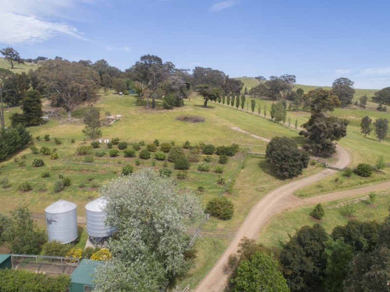 405 Oak Valley Road, Longwood VIC 3665