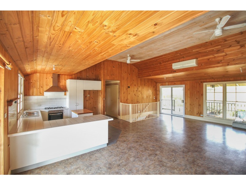 15 Redfern Court, Bonnie Doon VIC 3720