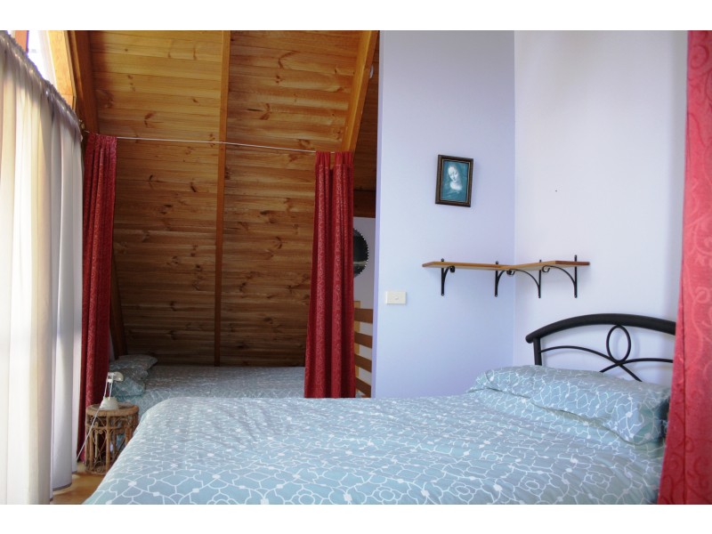 6 Barnetts Road, Howqua Inlet VIC 3723