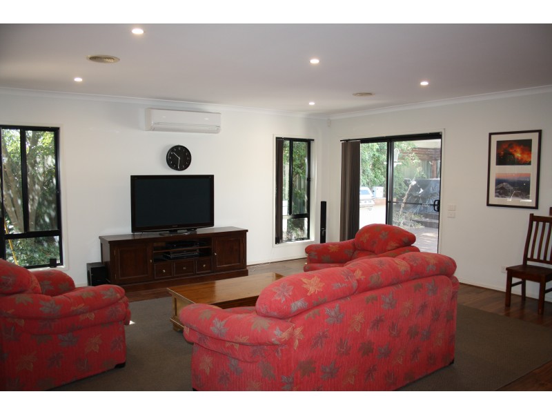 46 Cambridge Drive, Mansfield VIC 3722