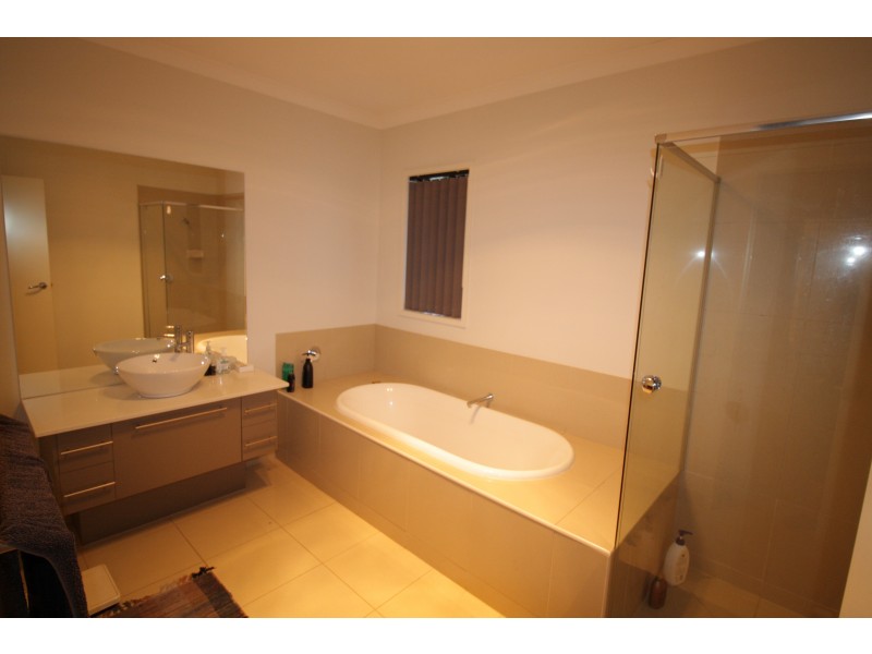 46 Cambridge Drive, Mansfield VIC 3722