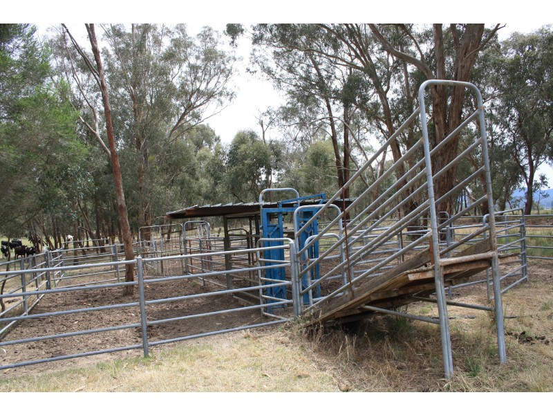 CA 41 & 41C of 46 Kubeils Road, Merton VIC 3715