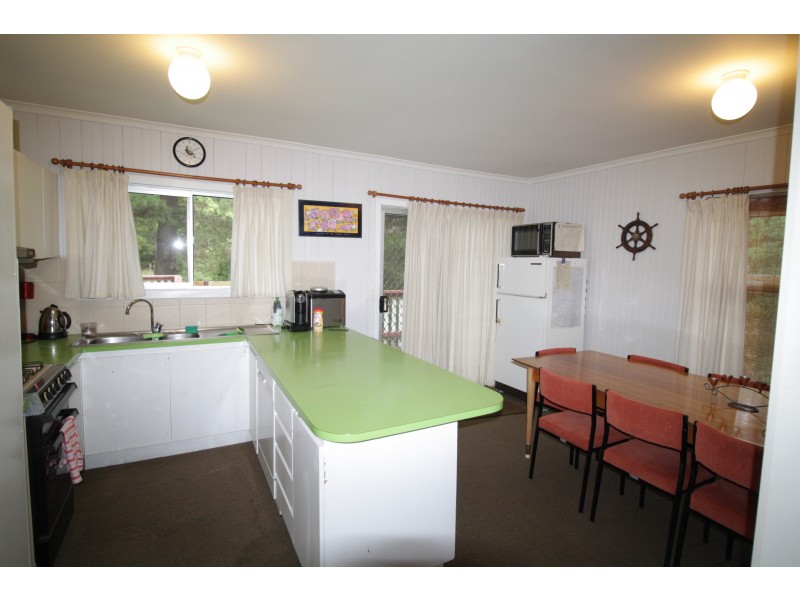 17 Pinnacle Road, Sawmill Settlement VIC 3723