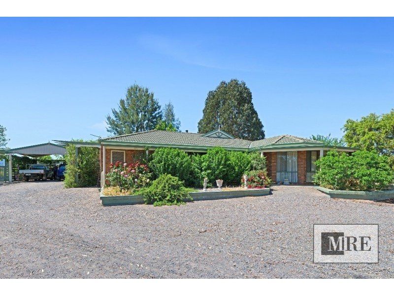 821 Howes Creek Road, Mansfield VIC 3722