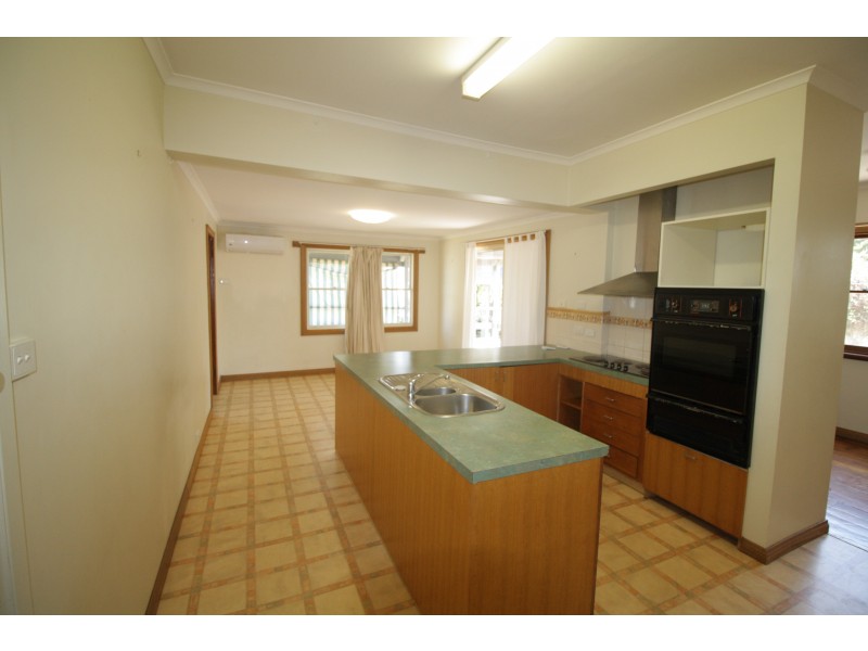 29 Finlason Street, Mansfield VIC 3722