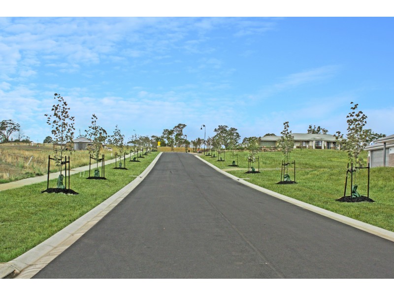 2 Elm Place, Mansfield VIC 3722