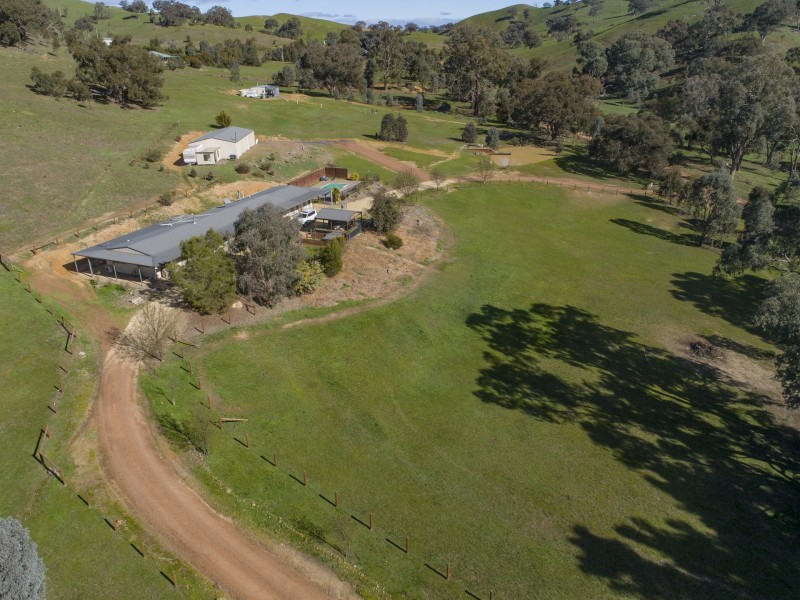 299 Dry Creek Road, Bonnie Doon VIC 3720