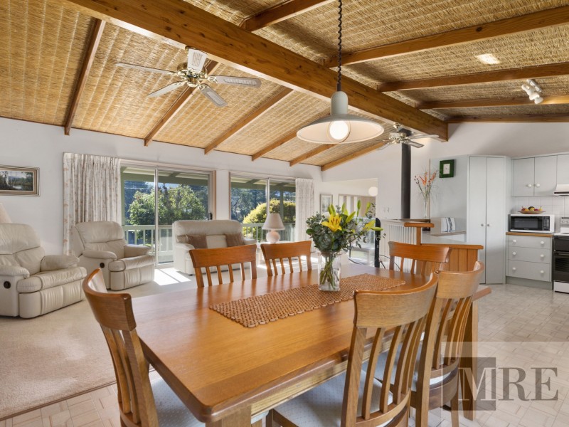 74 Willow Lake Drive, Macs Cove VIC 3723