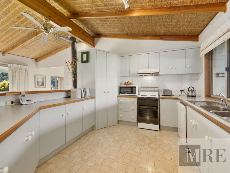 74 Willow Lake Drive, Macs Cove VIC 3723