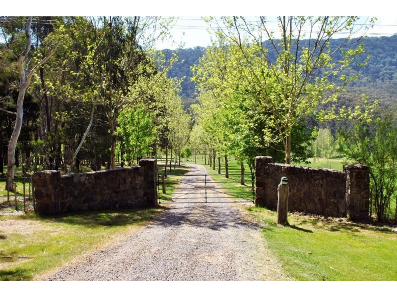 2475 Mount Buller Road, Merrijig VIC 3723