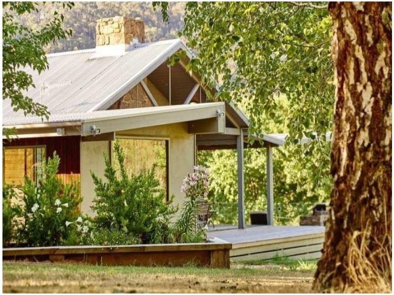 2475 Mount Buller Road, Merrijig VIC 3723