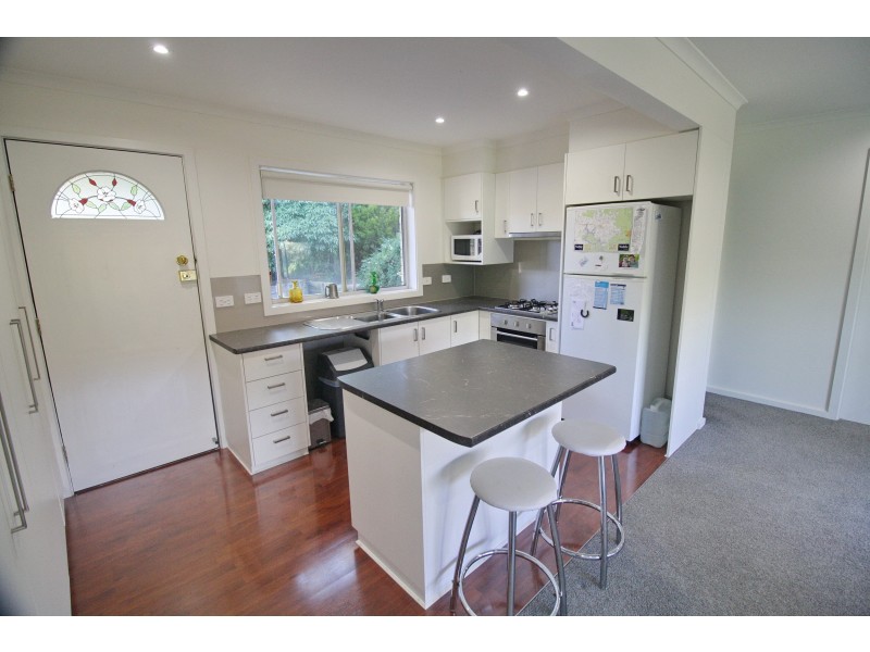 1/55 Harbourline Drive (Goughs Bay), Mansfield VIC 3722