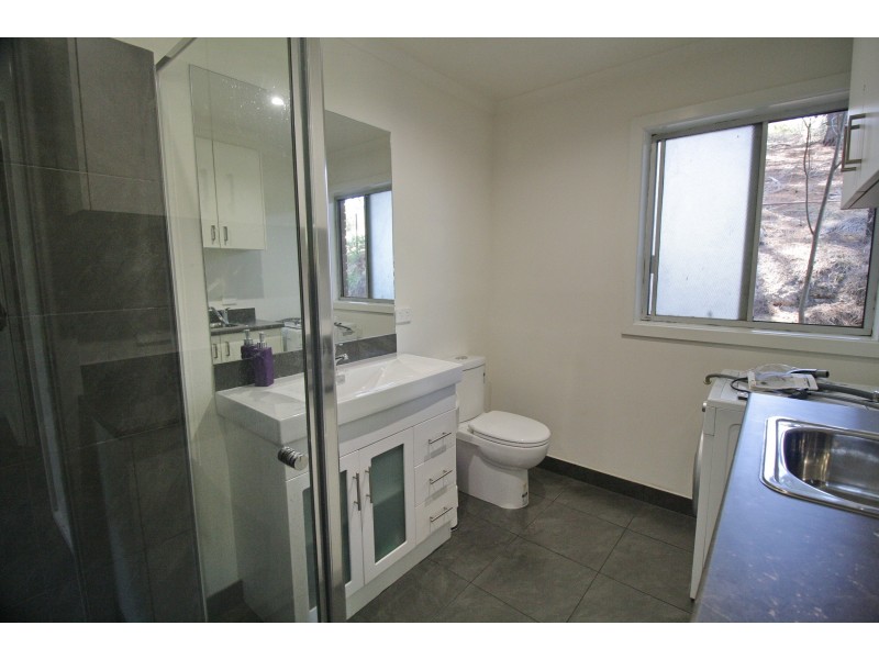 1/55 Harbourline Drive (Goughs Bay), Mansfield VIC 3722