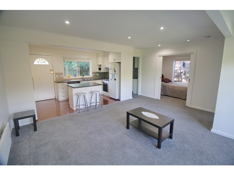 1/55 Harbourline Drive (Goughs Bay), Mansfield VIC 3722