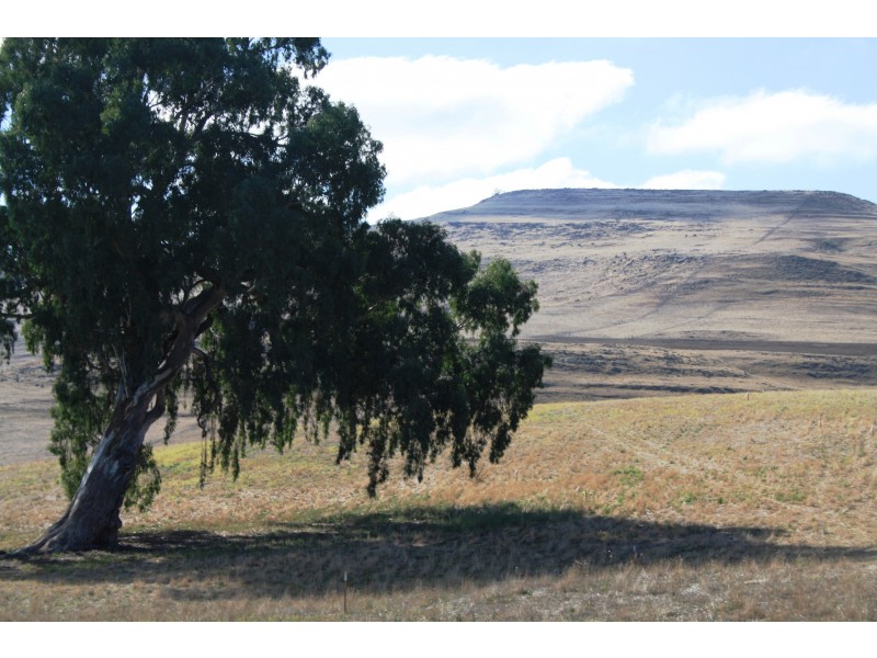 LOT 6 OAKSFORD HEIGHTS, Mansfield VIC 3722