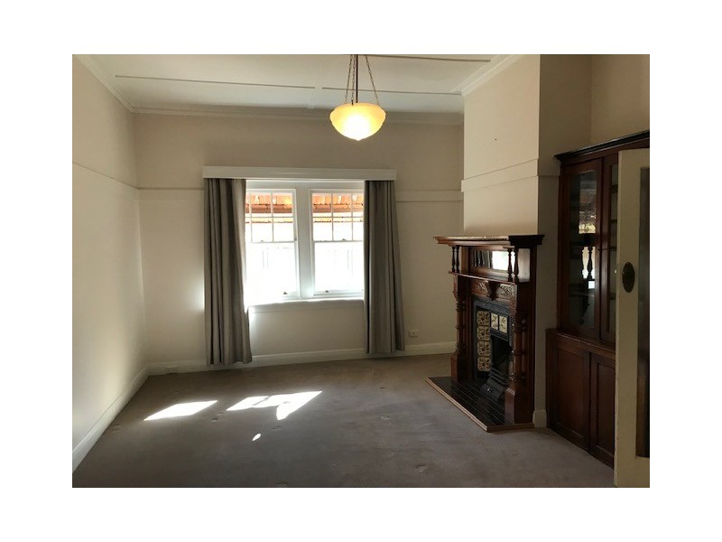 12 Hunter Street, Mansfield VIC 3722