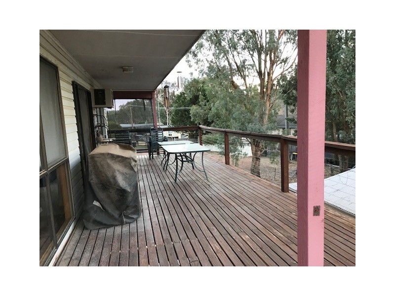 9 Old Howes Creek Road, Mansfield VIC 3722