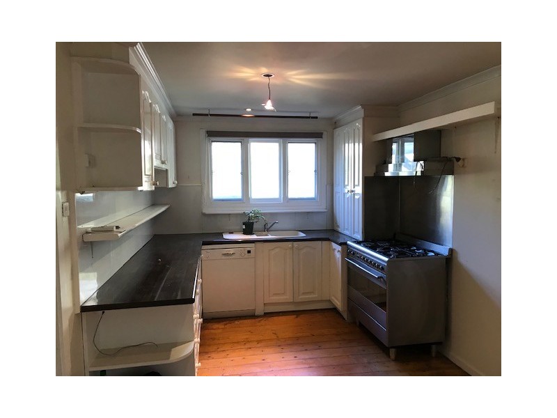 .12 Hunter Street, Mansfield VIC 3722