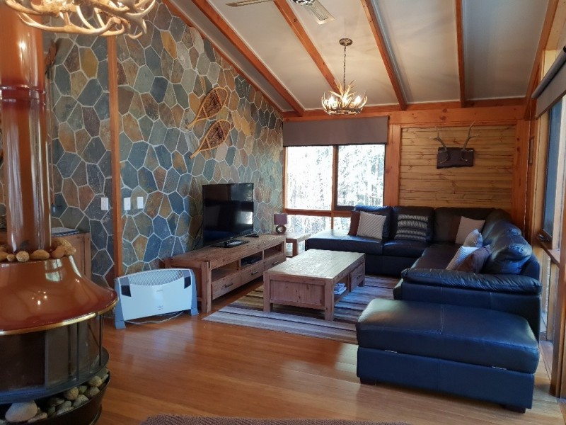 35 Purcell Drive, Merrijig VIC 3723