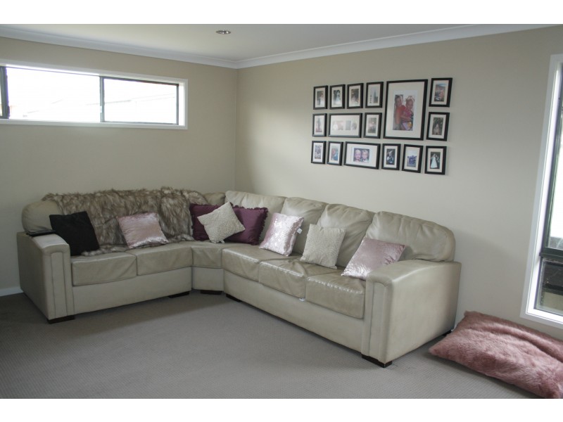 89 Cambridge Drive, Mansfield VIC 3722