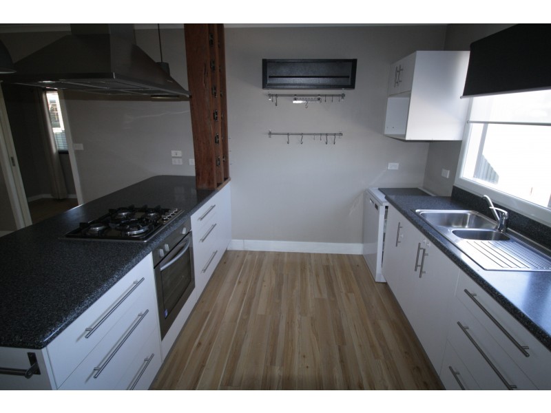 .10A Highton Lane, Mansfield VIC 3722