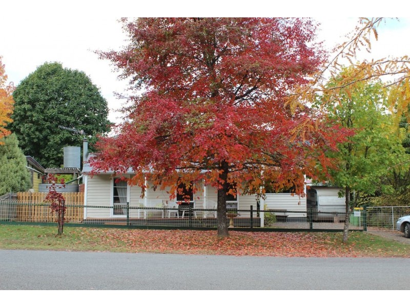 30 Grey Street, Jamieson VIC 3723