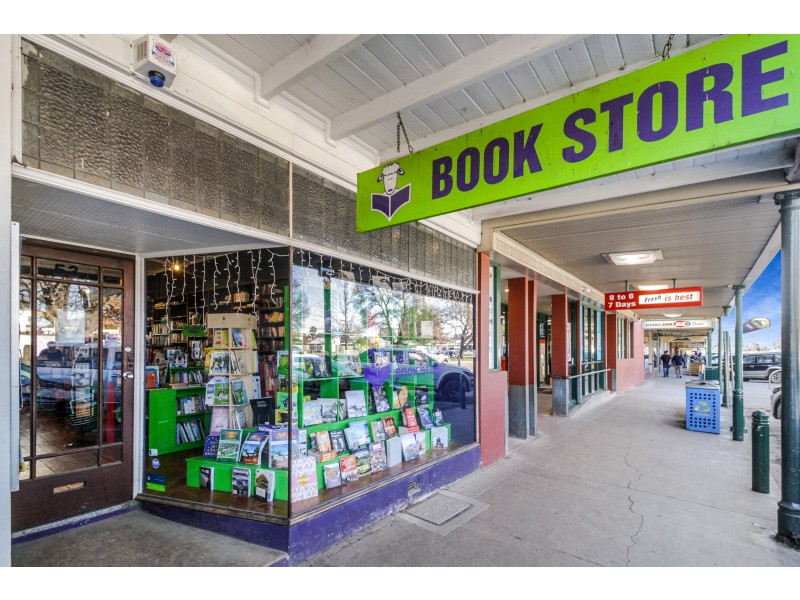 53 High Street, Mansfield VIC 3722