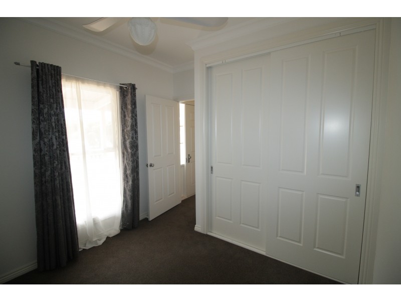 2 Hunter Street, Mansfield VIC 3722