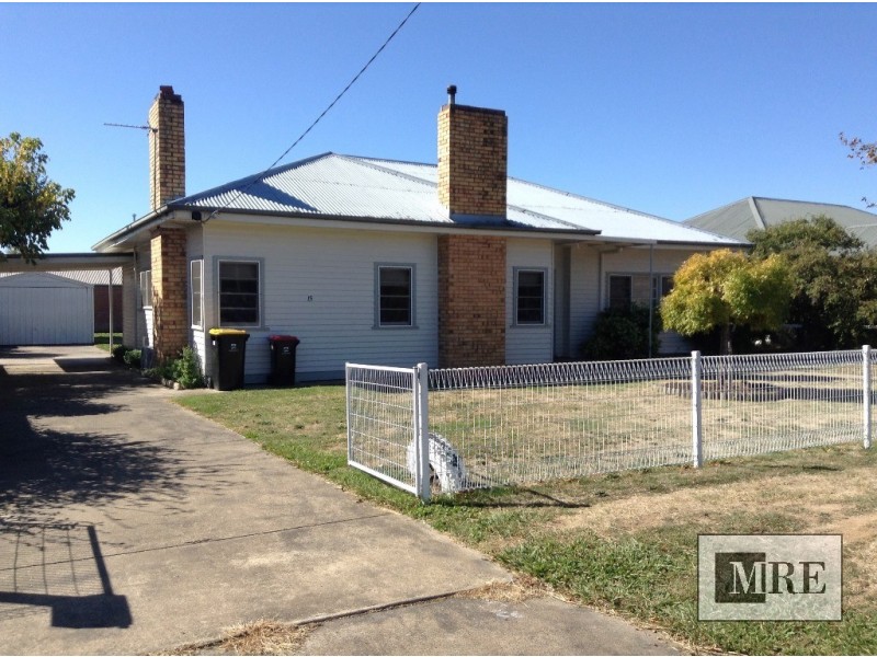 15 Curia Street, Mansfield VIC 3722