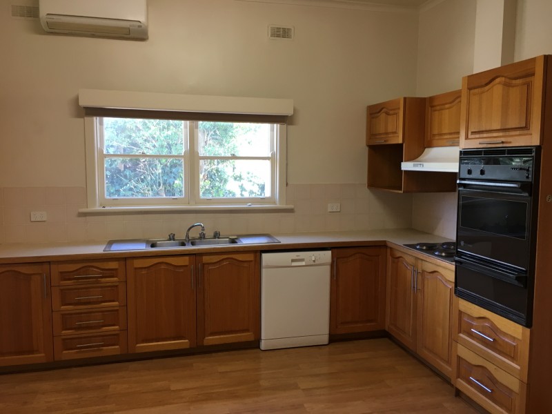 15 Curia Street, Mansfield VIC 3722