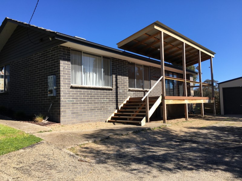 1 Zimmerman Avenue, Bonnie Doon VIC 3720