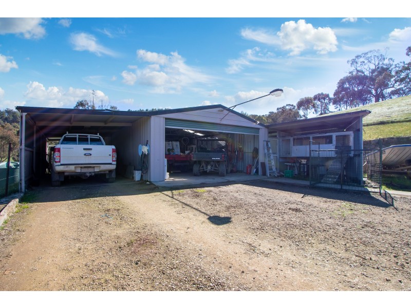 99 Kiernans Road, Bonnie Doon VIC 3720