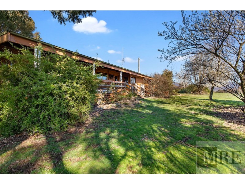796 Buttercup Road, Merrijig VIC 3723