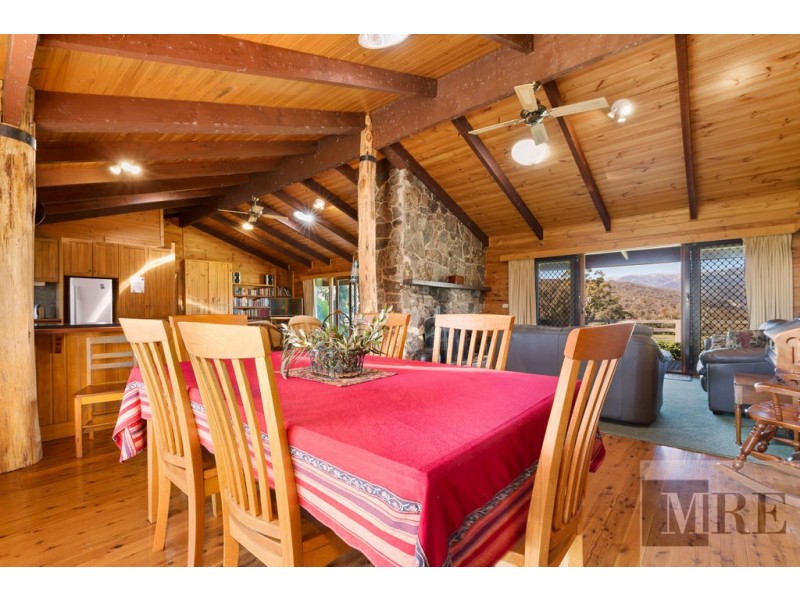 796 Buttercup Road, Merrijig VIC 3723