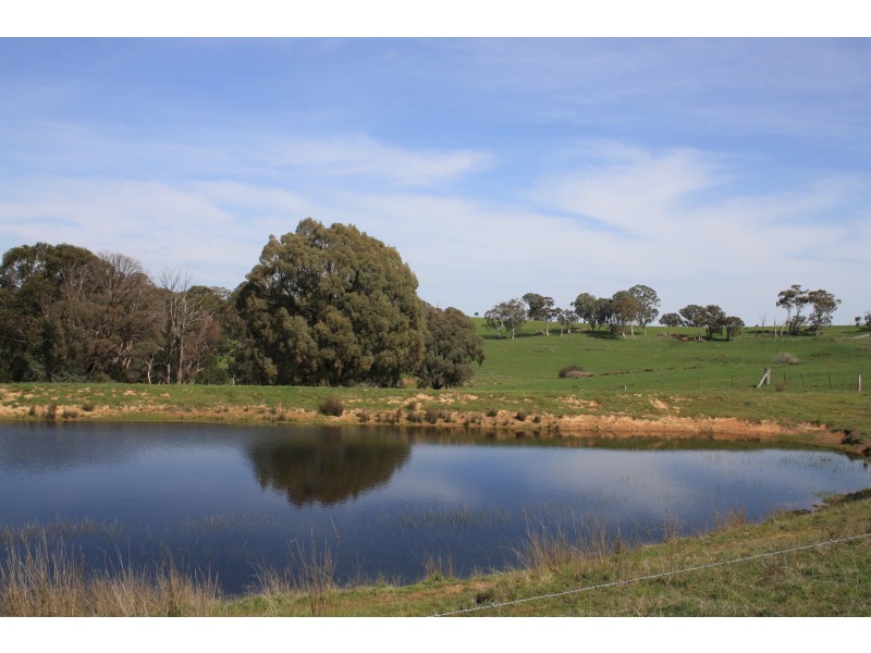 796 Buttercup Road, Merrijig VIC 3723