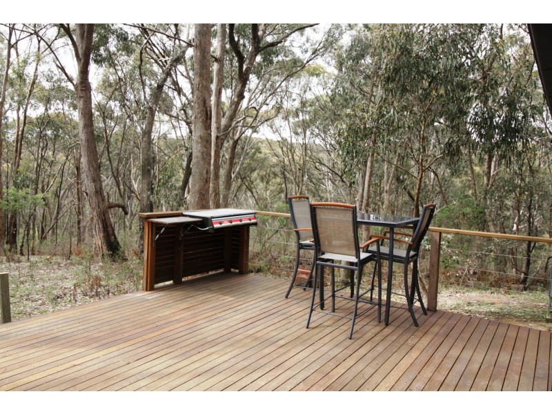 233 Sonnberg Drive, Bonnie Doon VIC 3720