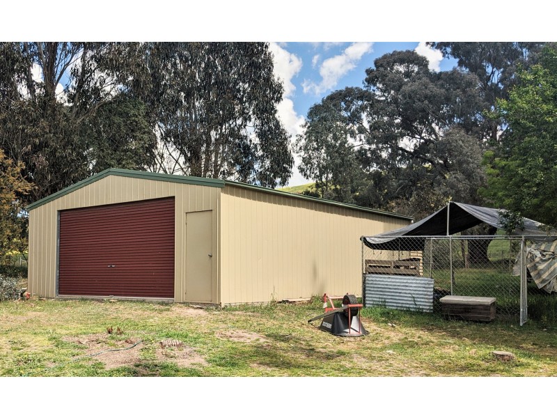 297 Woolshed Road, Bonnie Doon VIC 3720