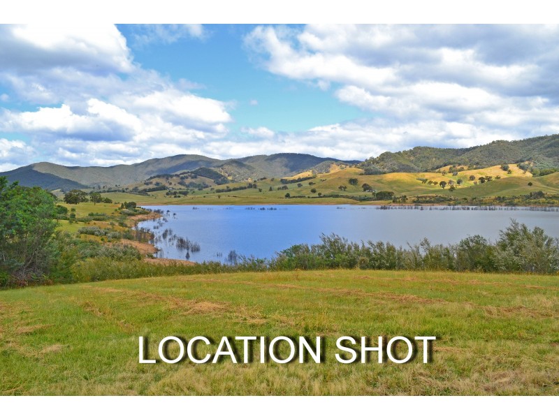 24 Trout Stream Way, Macs Cove VIC 3723