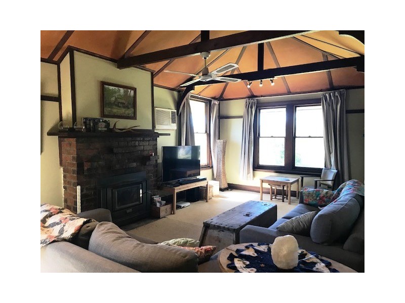 595 Ancona Road, Mansfield VIC 3722