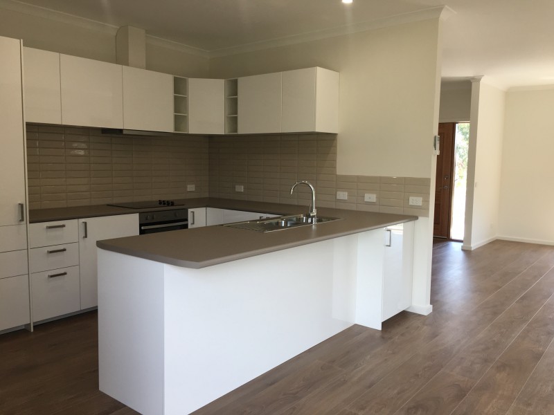 1/18 Kidston Parade, Mansfield VIC 3722