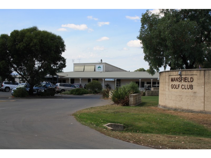 1/18 Kidston Parade, Mansfield VIC 3722