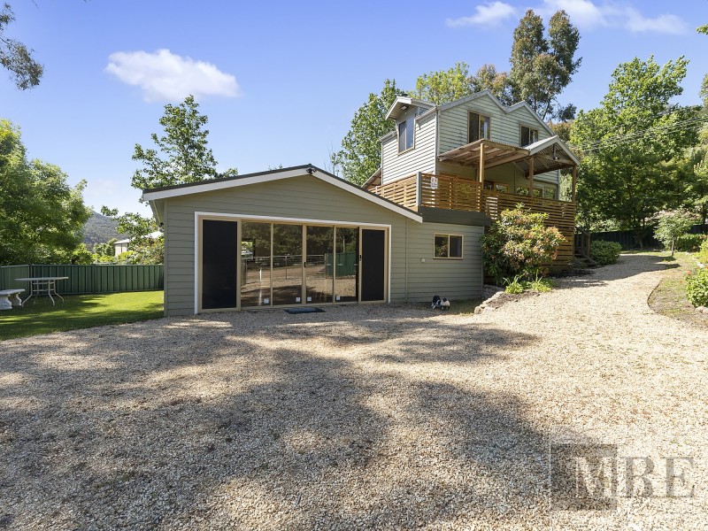 7  Mary Street, Jamieson VIC 3723