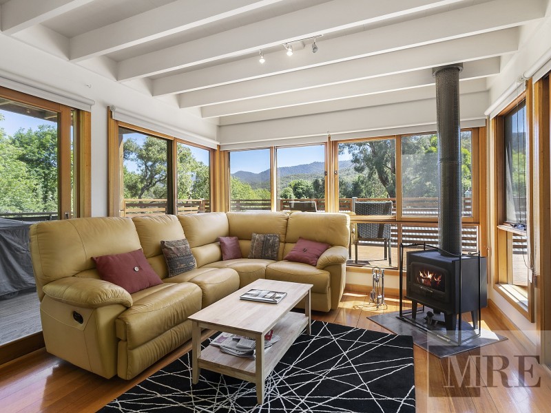 7  Mary Street, Jamieson VIC 3723