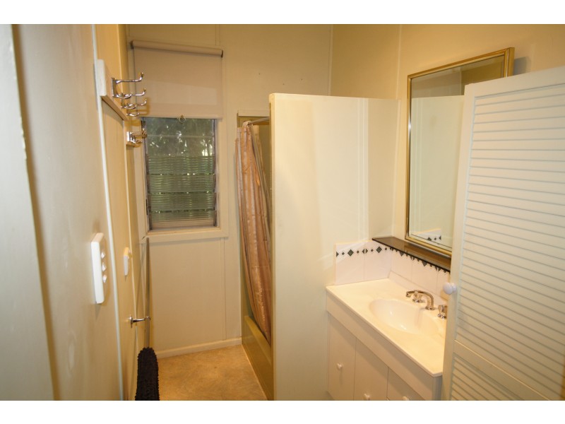 1 Catherine Street, Goughs Bay VIC 3723