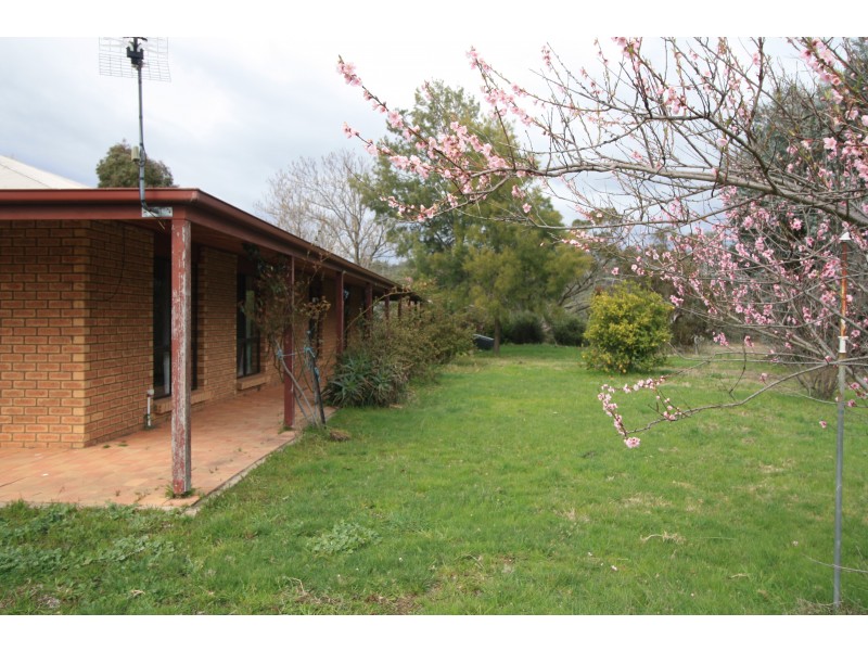 595 Goughs Bay Road, Goughs Bay VIC 3723