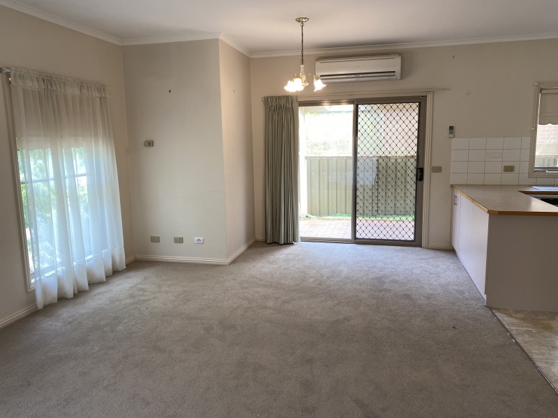 1a Somerset Crescent, Mansfield VIC 3722