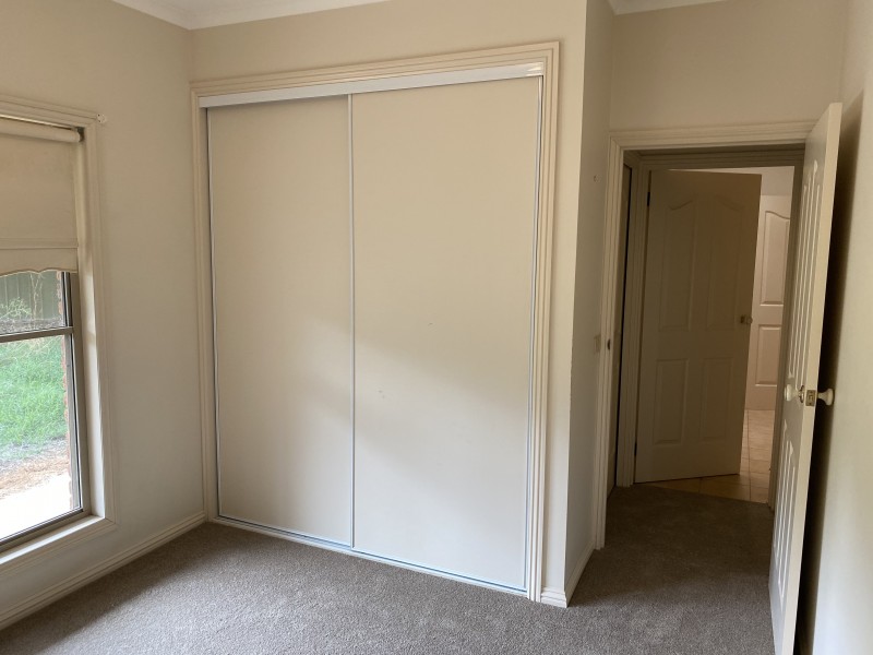 1a Somerset Crescent, Mansfield VIC 3722