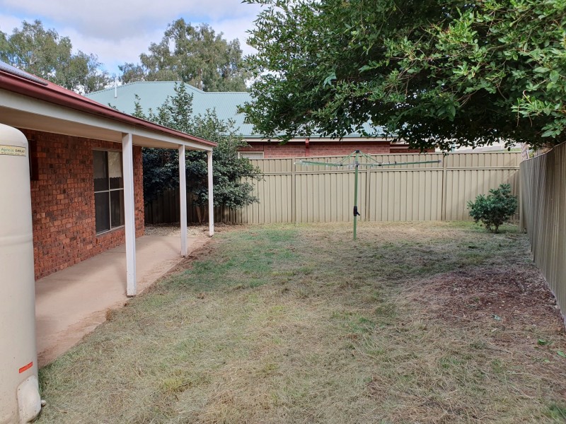 1a Somerset Crescent, Mansfield VIC 3722